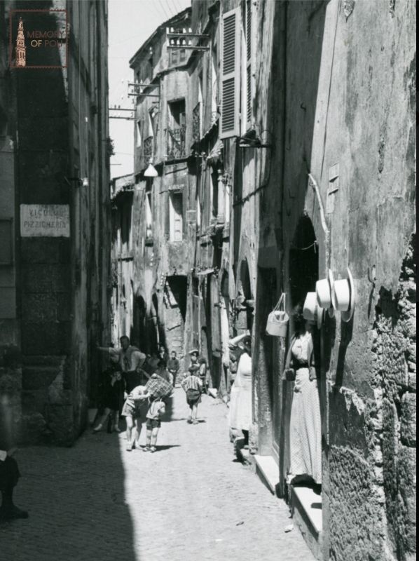 Cartolina di Poli